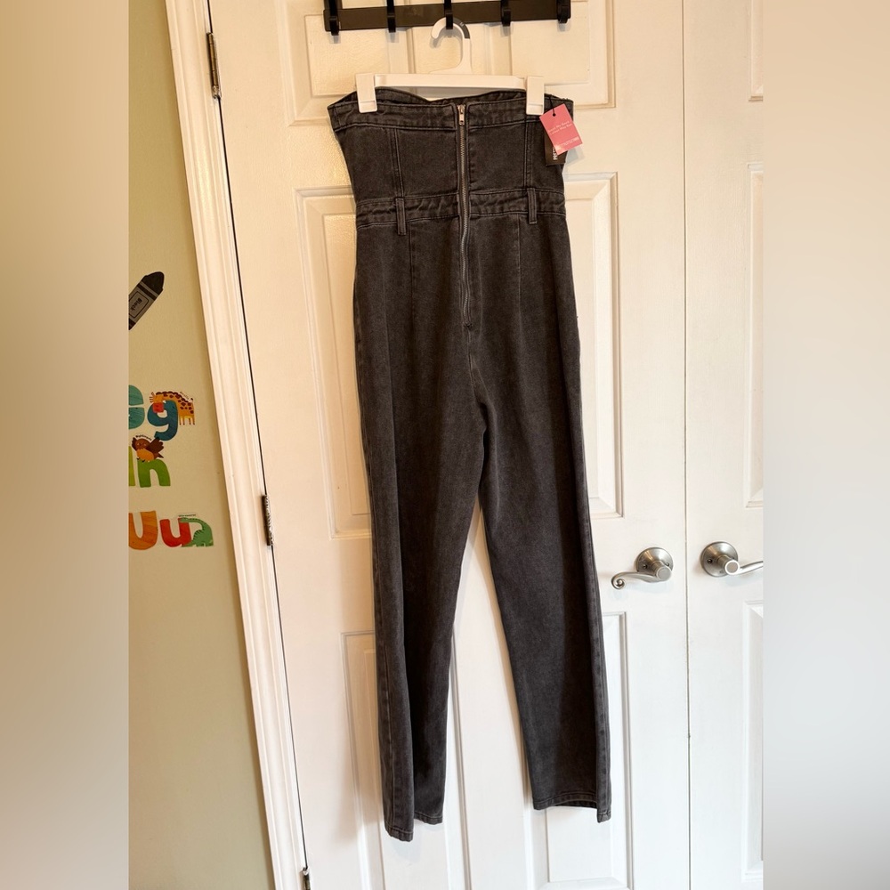 PrettyLittleThing Charcoal Denim Jeans